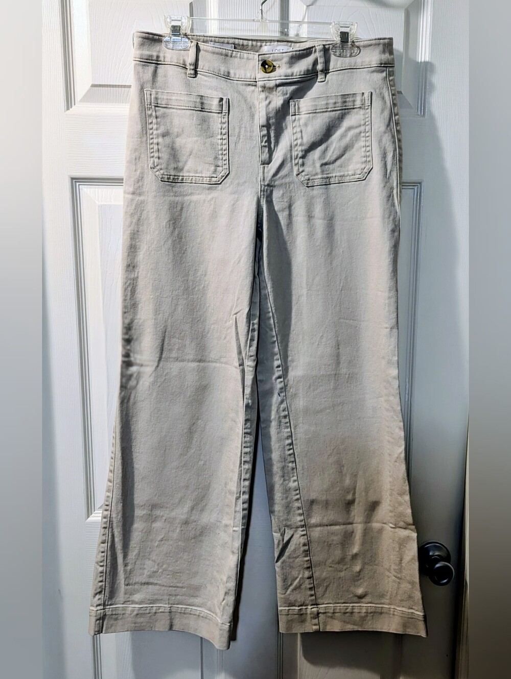 LOFT Beige, Sz 8, Low-Rise, Wide-Leg, Low-Rise Jeans